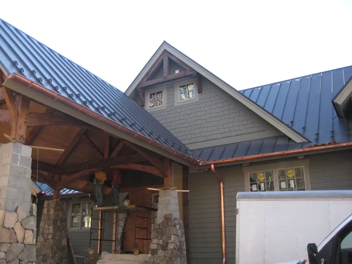 Craftsman Roofing team delivering quality roofing work in Morgan Manor